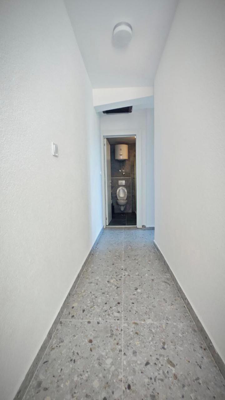 Apartmani Radovic Bijela Exterior photo